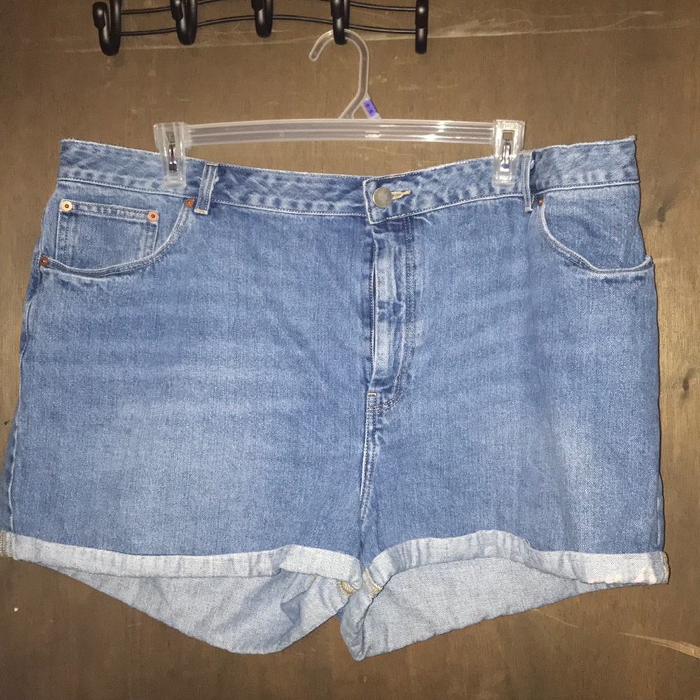 ASOS Denim mom jean shorts